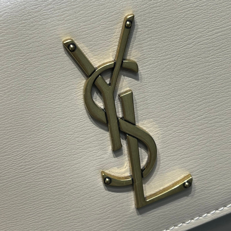 Luxurious Totes - Latest - 8539