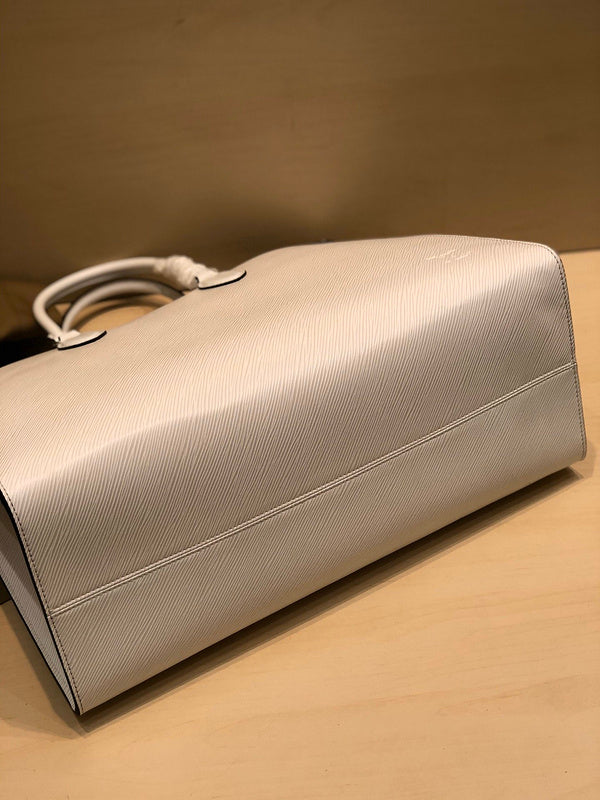 LOV - Luxurious Totes - 2633
