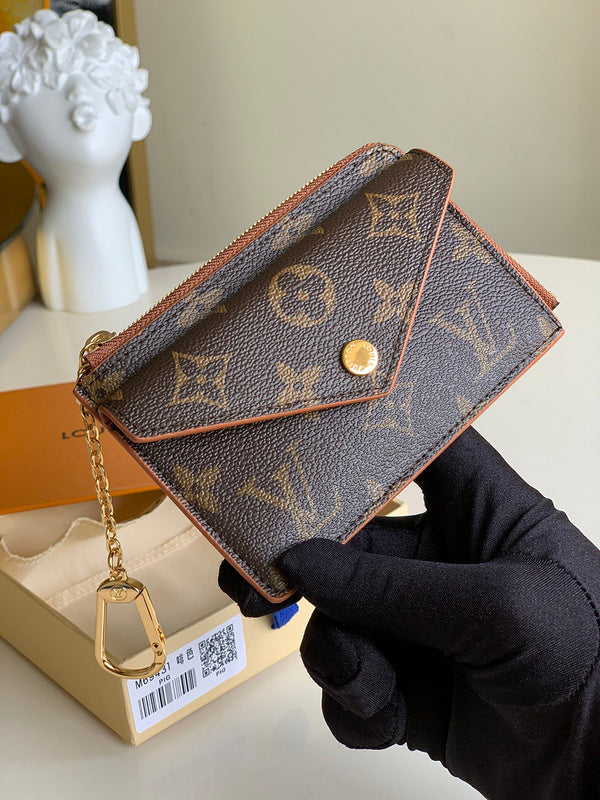 Luxurious Totes - Latest - 836