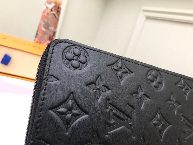 Luxurious Totes - Latest - 812