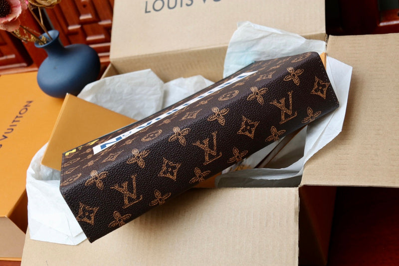 LOV - Luxurious Totes - 1783