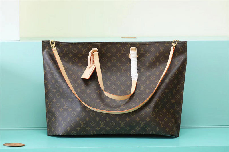 Lux-Totes - LOV Bags - 1070