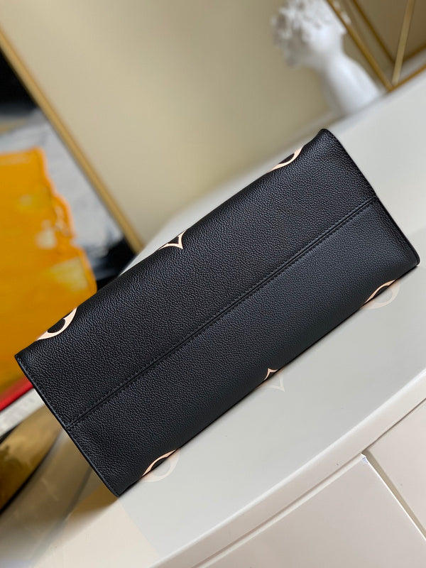 LOV - Luxurious Totes - 2020
