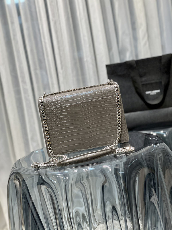 Luxurious Totes - Latest - 8956