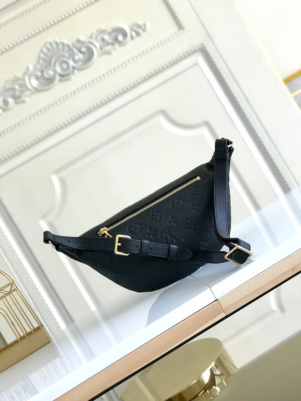 LOV - Luxurious Totes - 2442