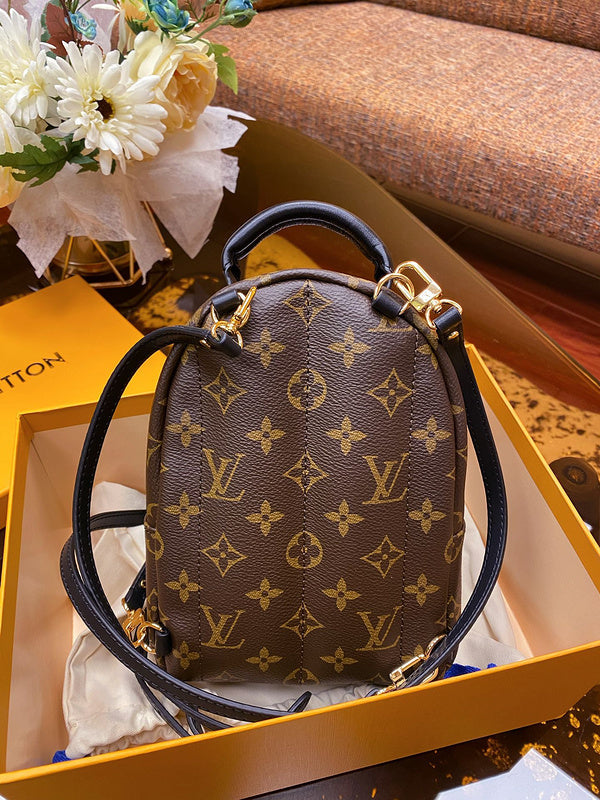 LOV - Luxurious Totes - 1206
