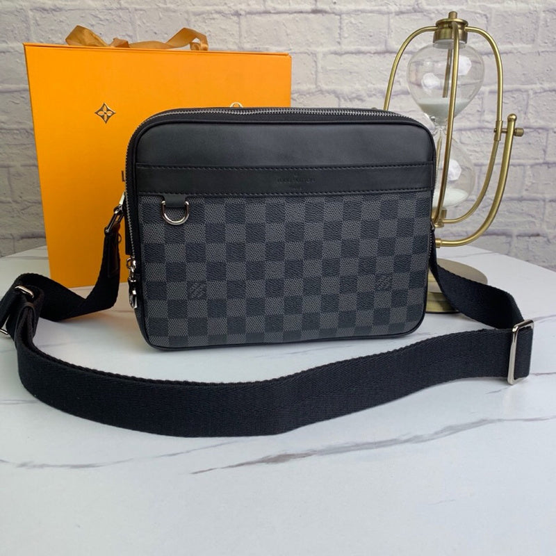 LOV - Luxurious Totes - 1603