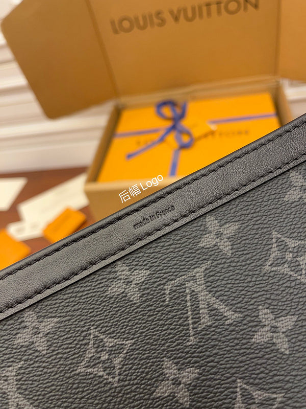LOV - Luxurious Totes - 1565