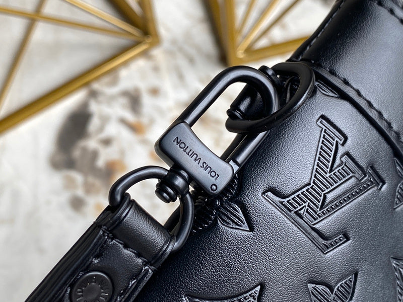 LOV - Luxurious Totes - 1382
