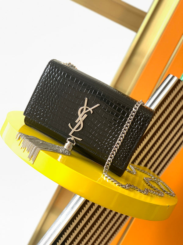 Luxurious Totes - Latest - 8604