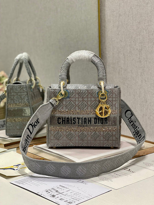 Luxurious Totes - Latest - 6316