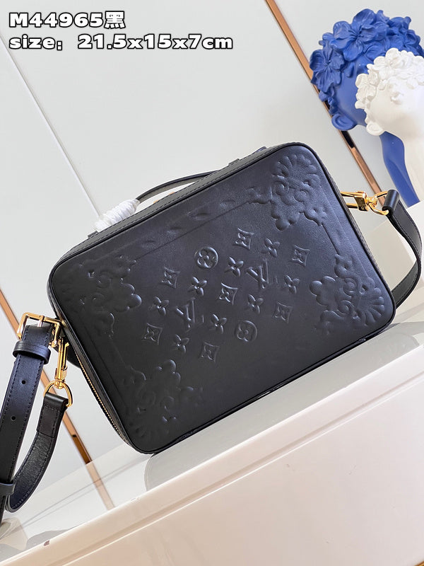 LOV - Luxurious Totes - 332