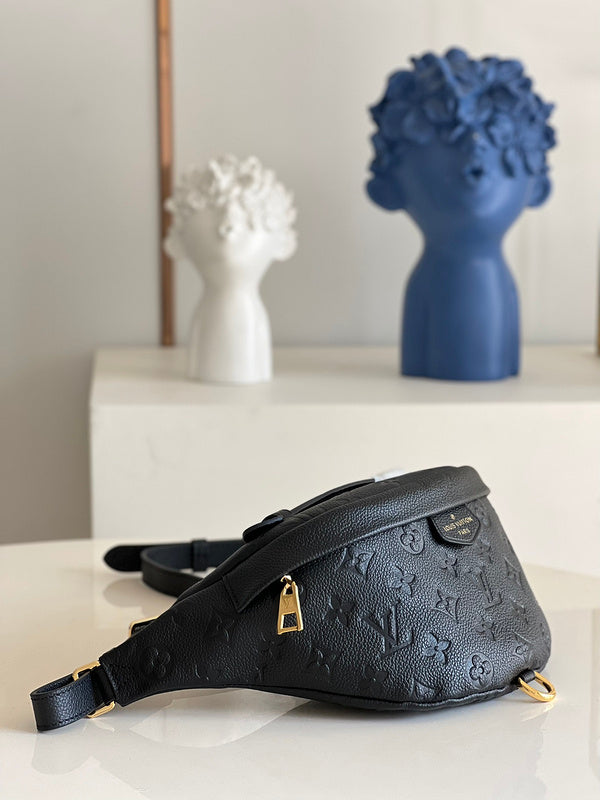 LOV - Luxurious Totes - 2067