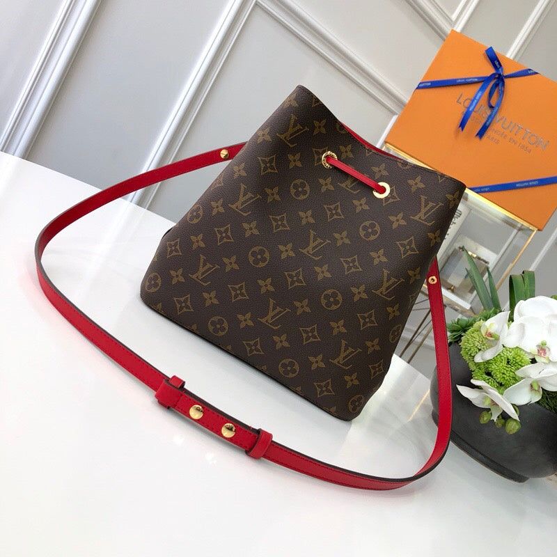 Luxurious Totes - Latest - 9736