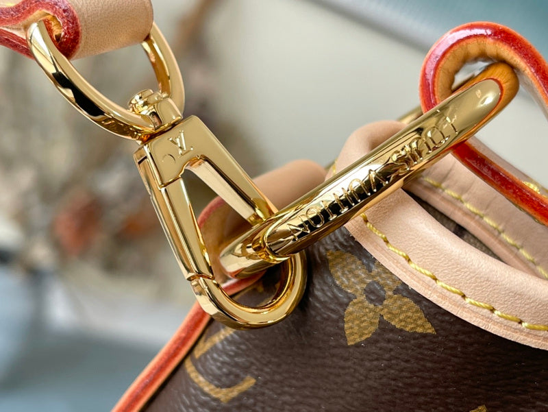 LOV - Luxurious Totes - 1668