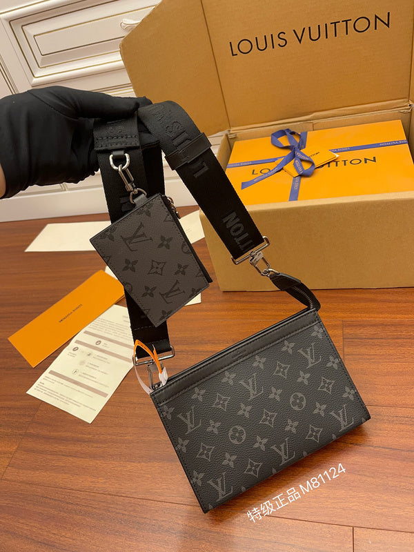 LOV - Luxurious Totes - 1565
