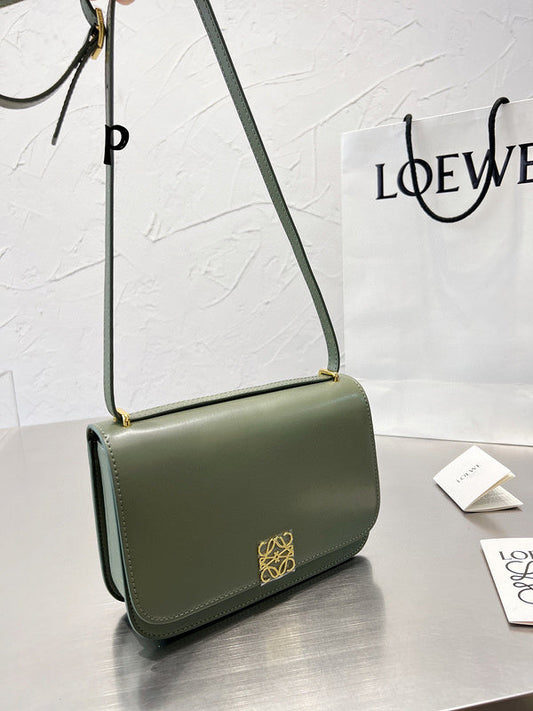 Luxurious Totes - LW-CH Bags - 046