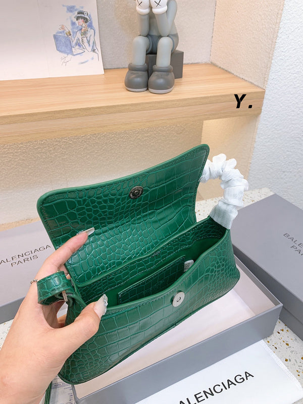 Luxurious Totes - BGA2 Bags - 332