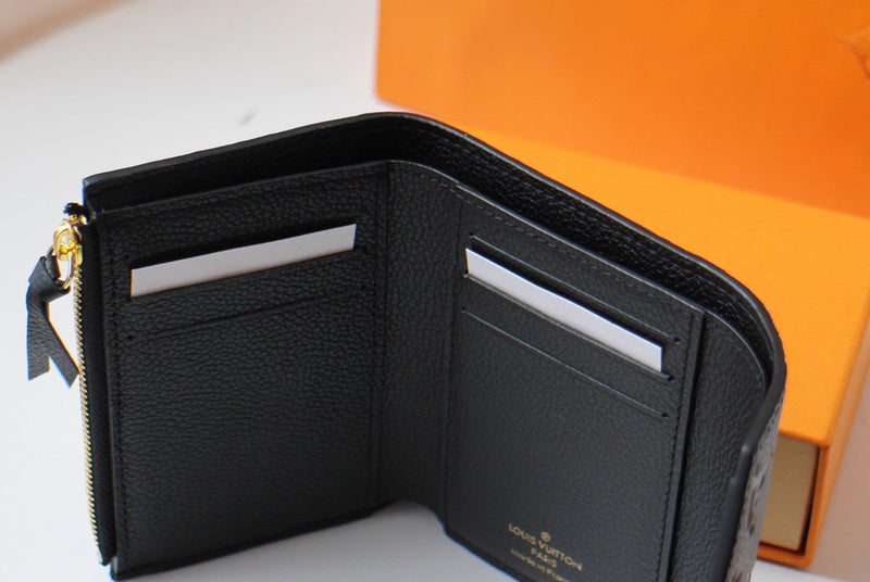 Luxurious Totes - Latest - 841