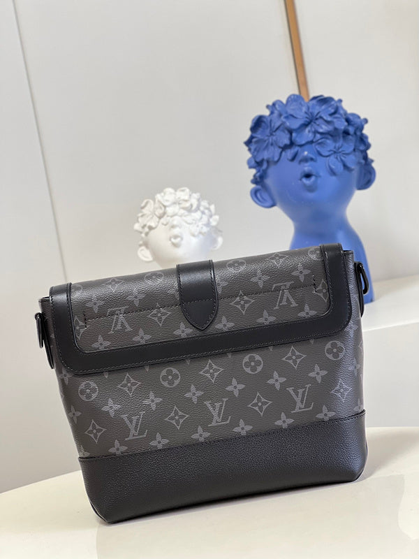 LOV - Luxurious Totes - 1798