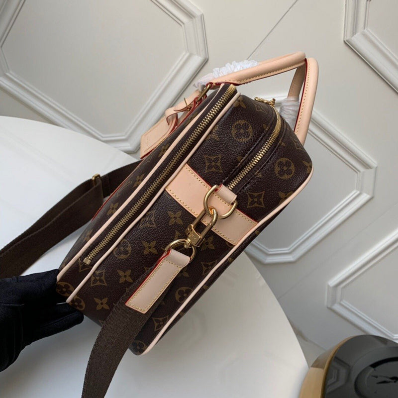 LOV - Luxurious Totes - 2658