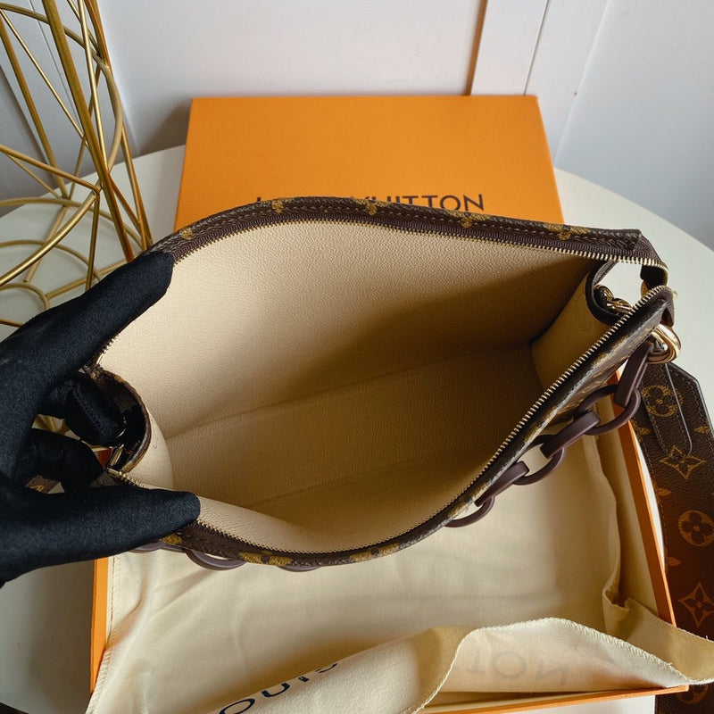 LOV - Luxurious Totes - 2638