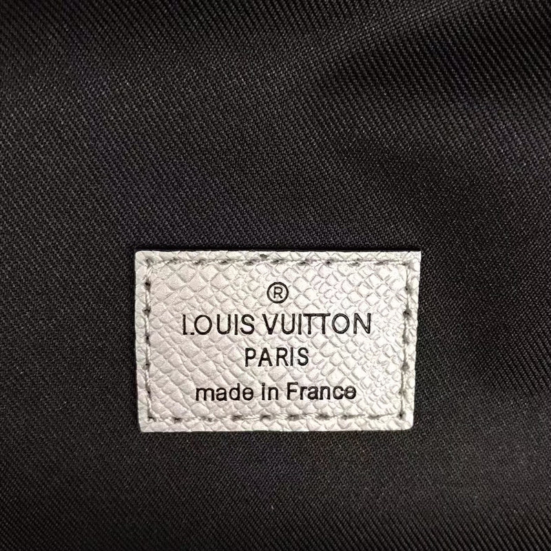 LOV - Luxurious Totes - 1144