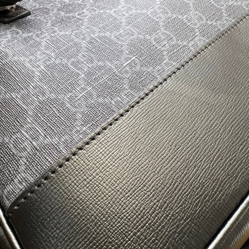 GUI - Luxurious Totes - 1031