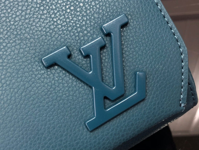 LOV - Luxurious Totes - 1816