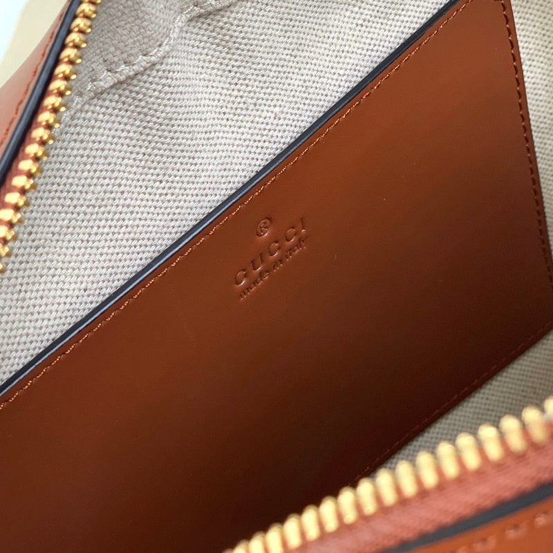 GUI - Luxurious Totes - 894
