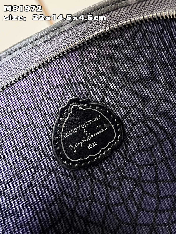 LOV - Luxurious Totes - 299