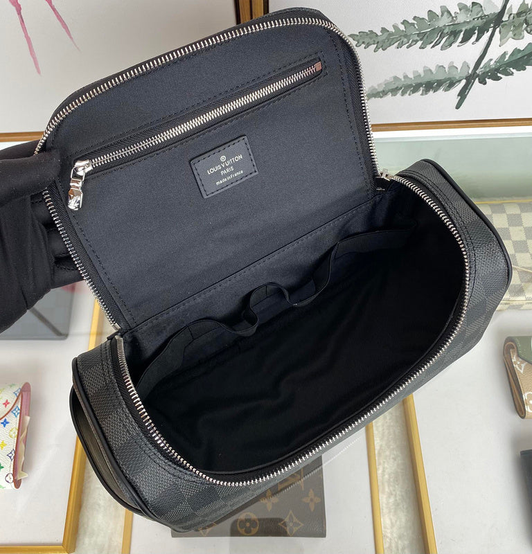 LOV - Luxurious Totes - 2267