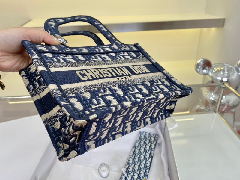 Luxurious Totes - DOR2 Bags - 071
