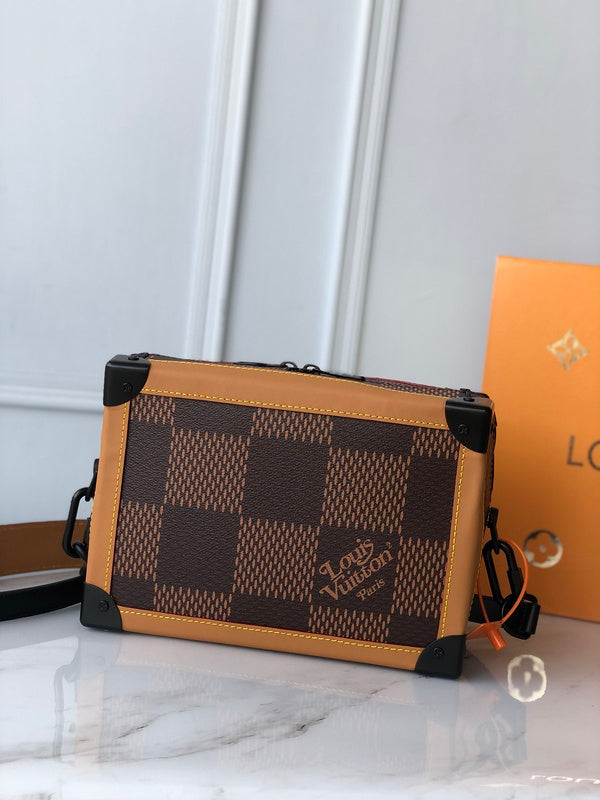 LOV - Luxurious Totes - 2286