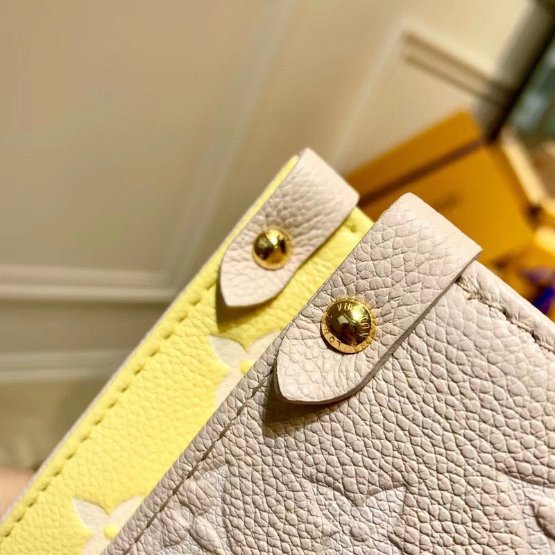LOV - Luxurious Totes - 1743