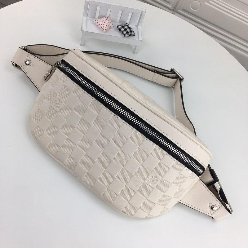 LOV - Luxurious Totes - 2366