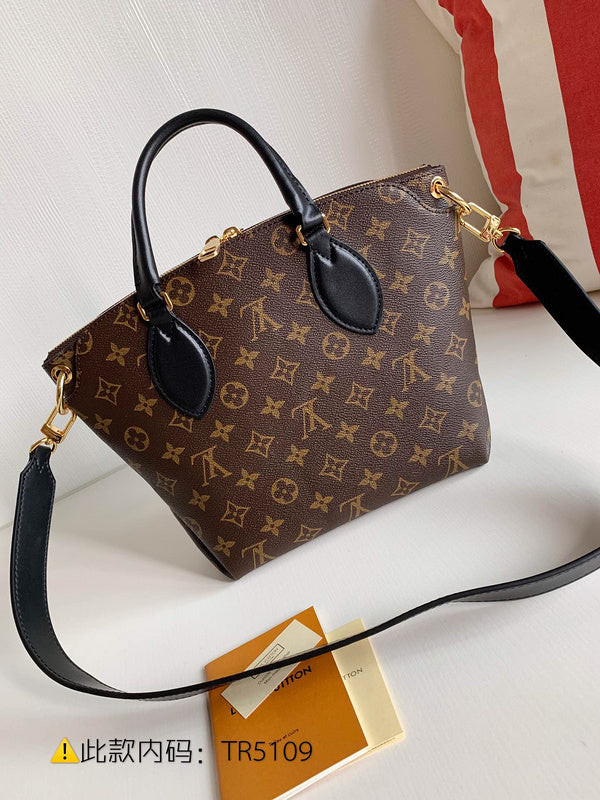 Luxurious Totes - Latest - 2362