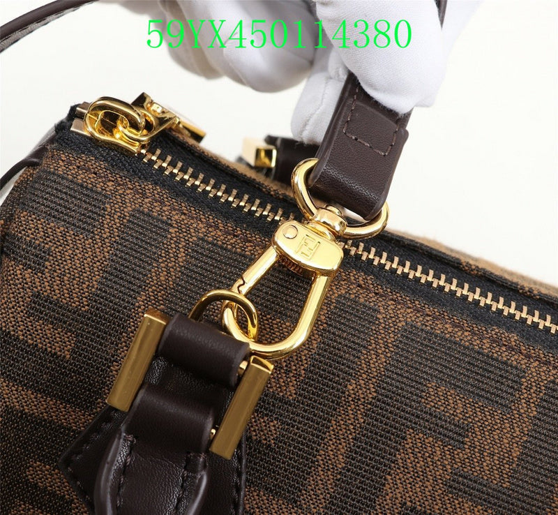 GC - Shoulder - 3473