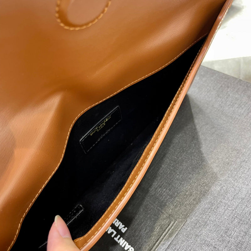 Luxurious Totes - Latest - 8355