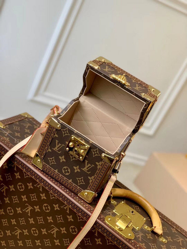 LOV - Luxurious Totes - 1646