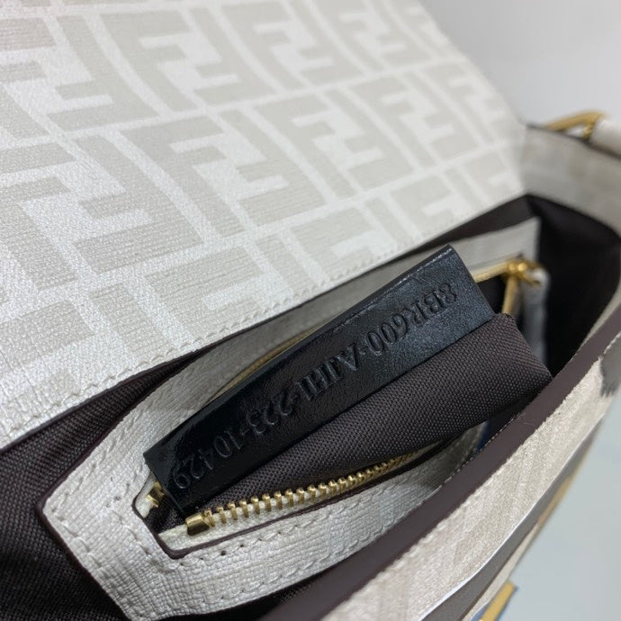 Luxurious Totes - Latest - 11398