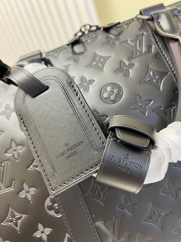 LOV - Luxurious Totes - 2222