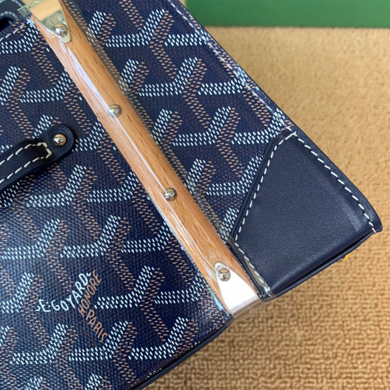 Lux-Totes - GOD Bags - 141