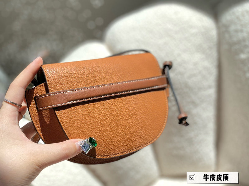 Luxurious Totes - LW-CH Bags - 033