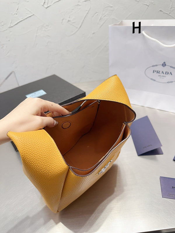 Luxurious Totes - PDA3 Bags - 202