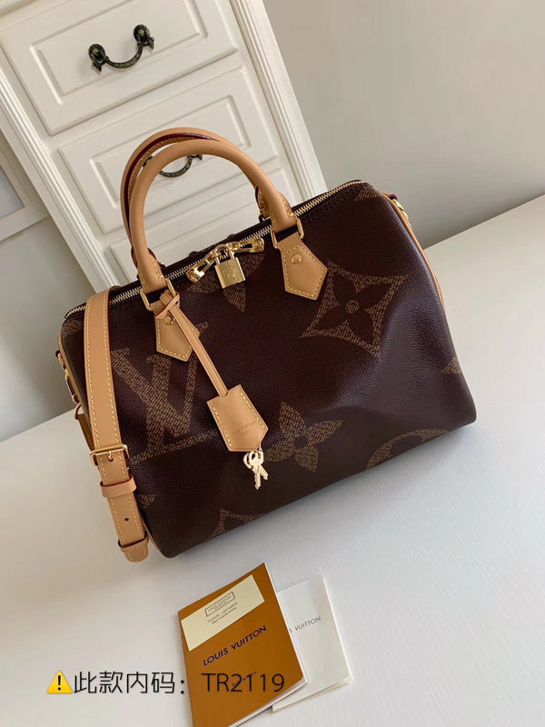 Luxurious Totes - Latest - 9705