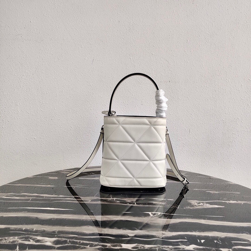 Luxurious Totes - Latest - 4711