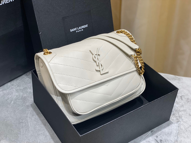 Luxurious Totes - Latest - 8282