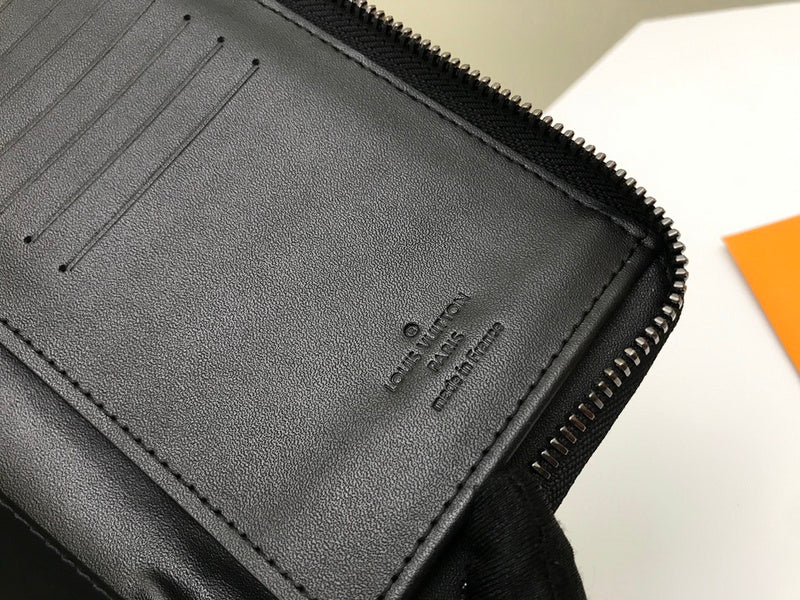 Luxurious Totes - Latest - 812