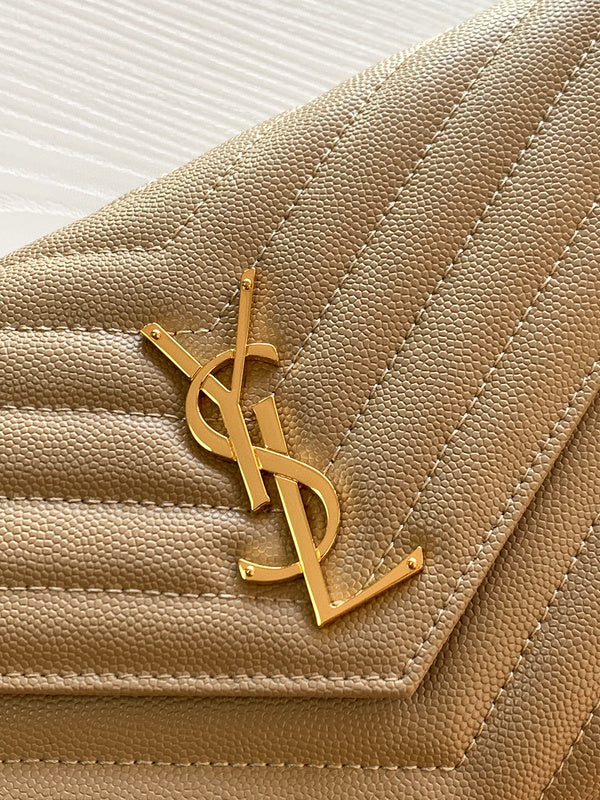 Luxurious Totes - Latest - 8900
